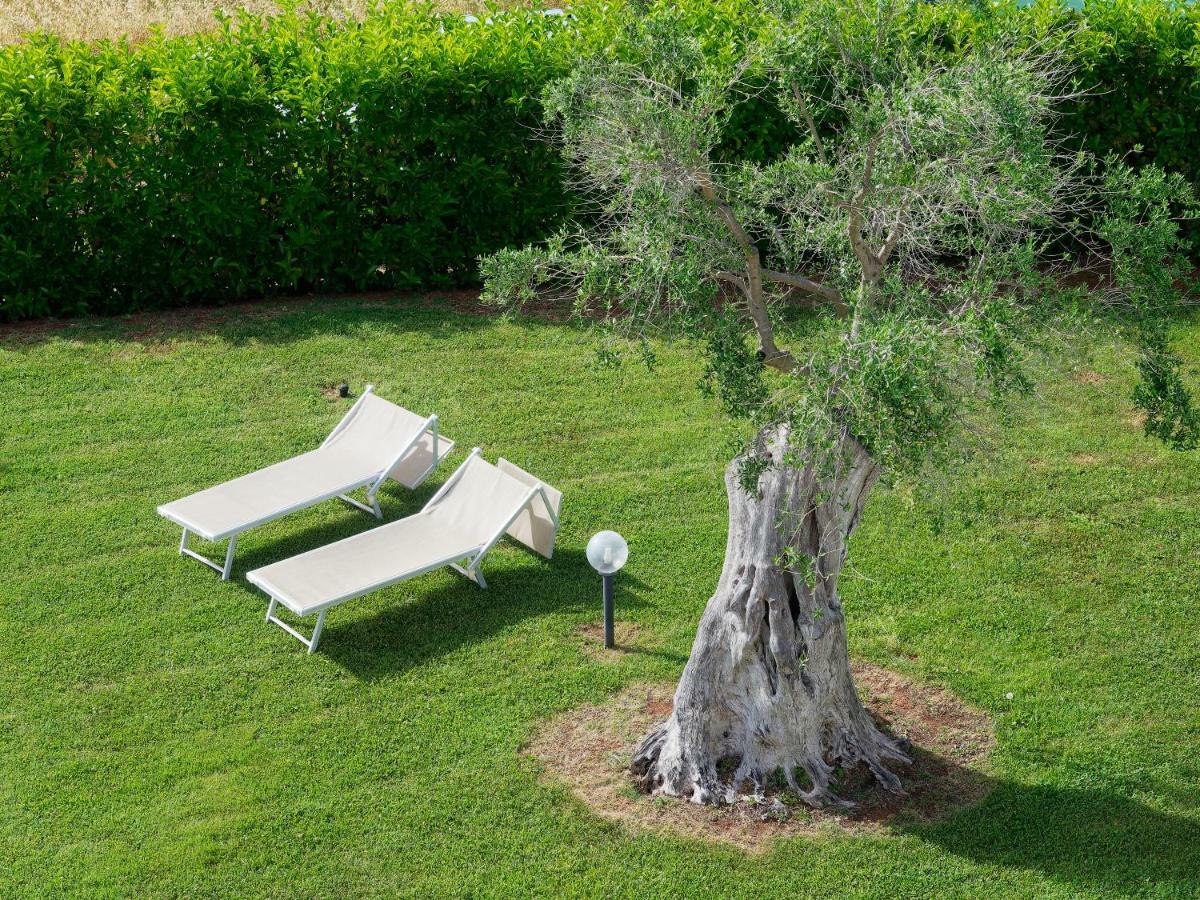 Terra Sessana Ville E Trullo Con Piscina Privata Ostuni Exteriör bild